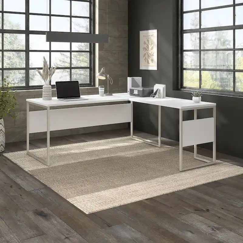 Bureau d'angle 72 po L x 30 po P avec pieds en métal