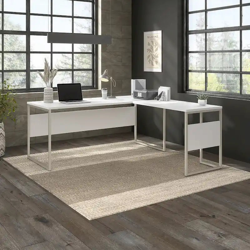 Bureau d'angle 72 po L x 30 po P avec pieds en métal