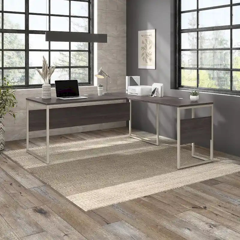 Bureau d'angle 72 po L x 30 po P avec pieds en métal