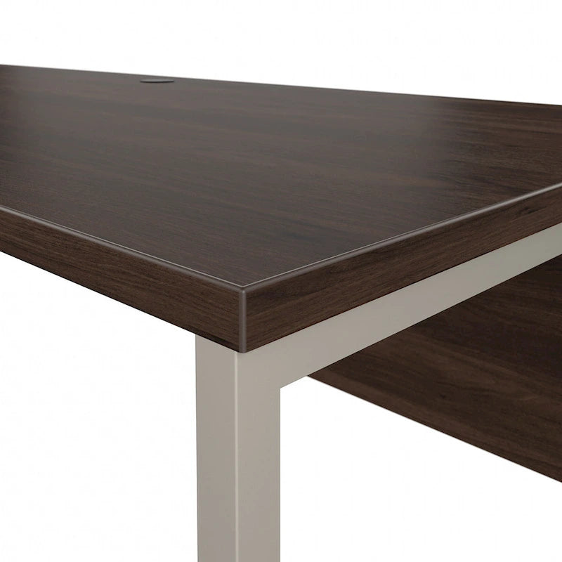 Bureau d'angle 72 po L x 30 po P avec pieds en métal