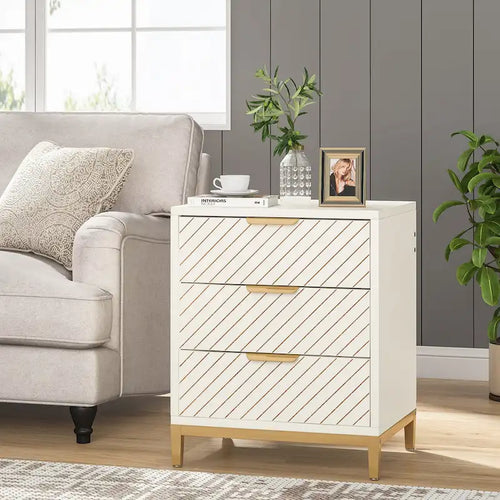 Table de chevet à 3 tiroirs avec poignées dorées pour rangement de chambre style moderne