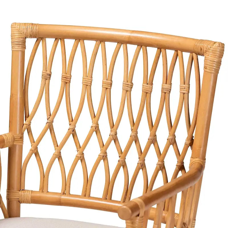 Fauteuil en rotin miel clair bohème avec coussin amovible