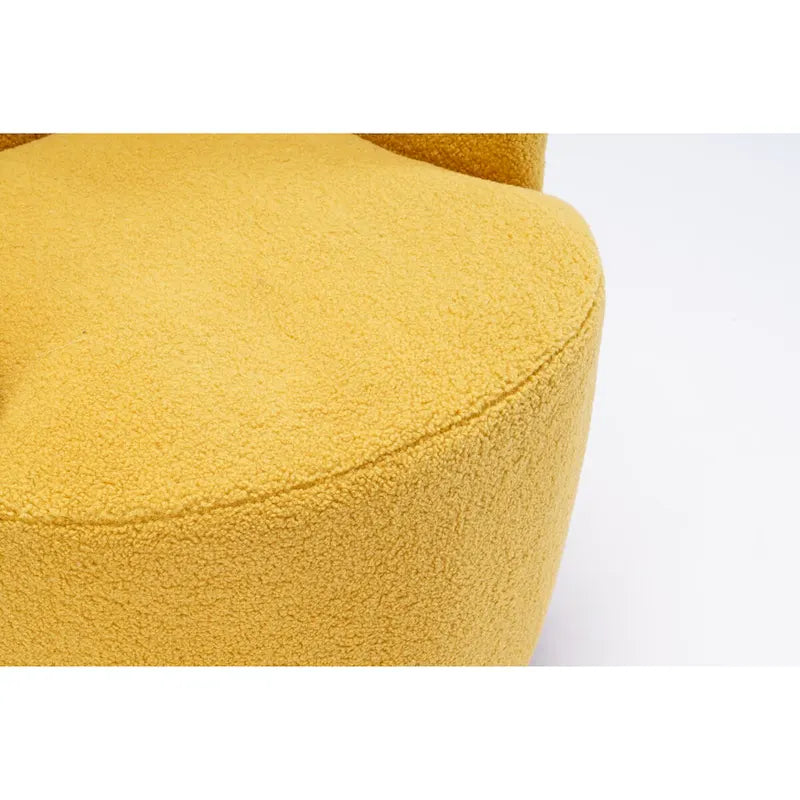 Fauteuil pivotant en velours avec piètement en métal laqué noir.
